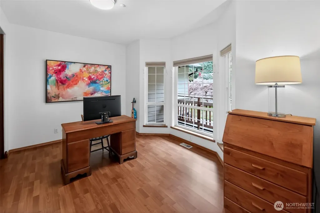 24520 NE 196th Woodinville WA 98077