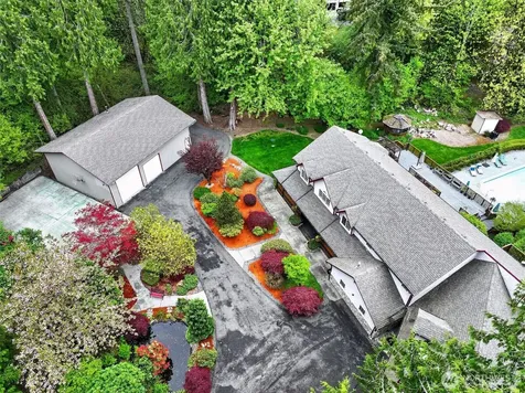 24520 NE 196th Woodinville WA 98077