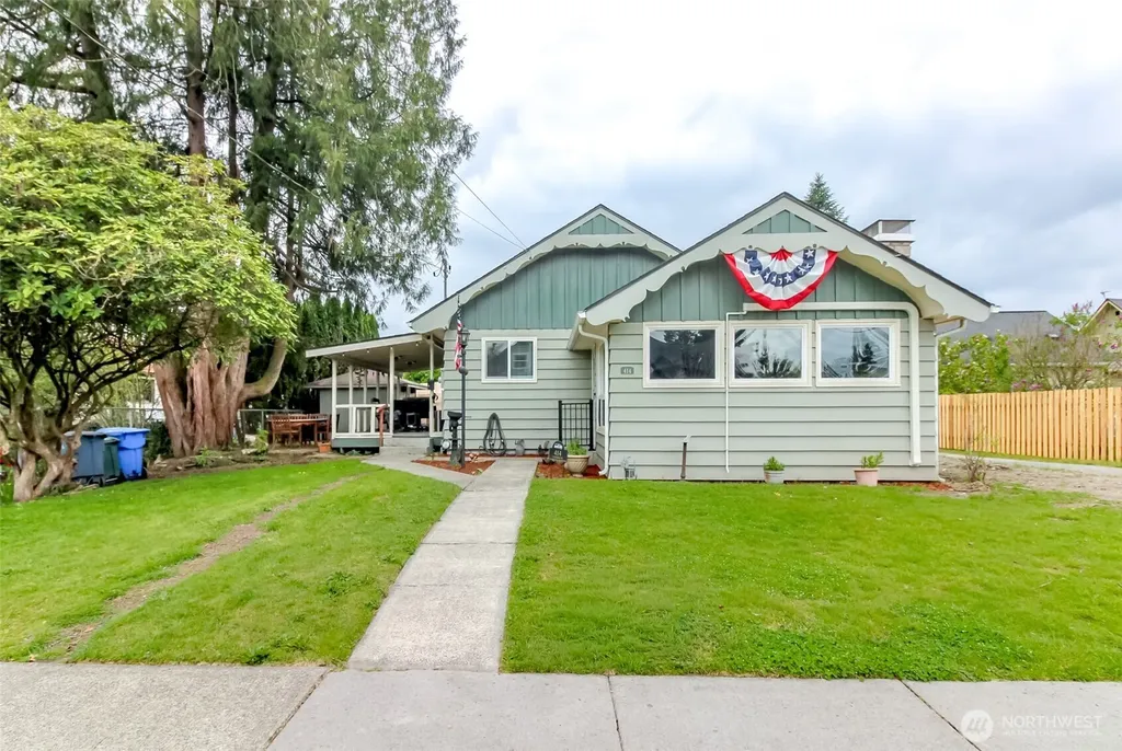 414 7th Street SW Puyallup WA 98374