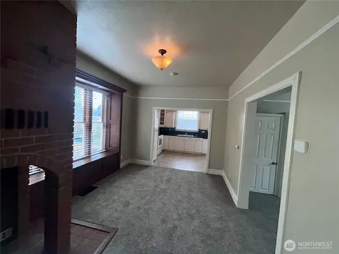 2716 S 14th Street Tacoma WA 98405