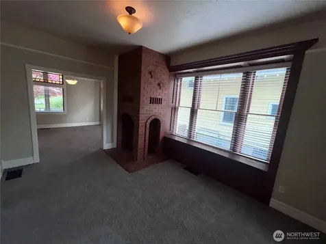2716 S 14th Street Tacoma WA 98405