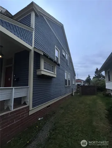2716 S 14th Street Tacoma WA 98405