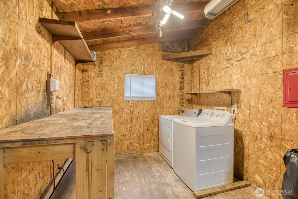 914 Wheeler Avenue Hoquiam WA 98550