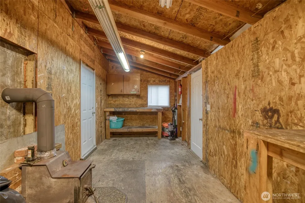914 Wheeler Avenue Hoquiam WA 98550