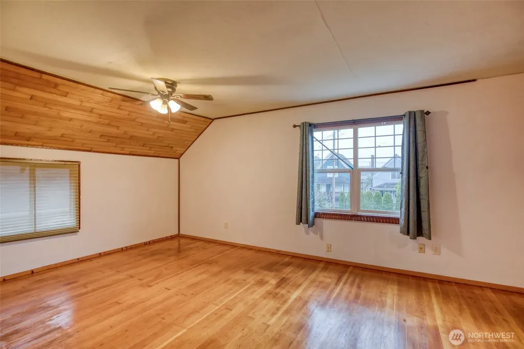 914 Wheeler Avenue Hoquiam WA 98550