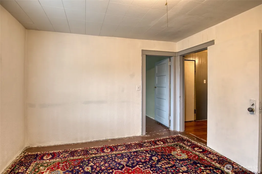 914 Wheeler Avenue Hoquiam WA 98550