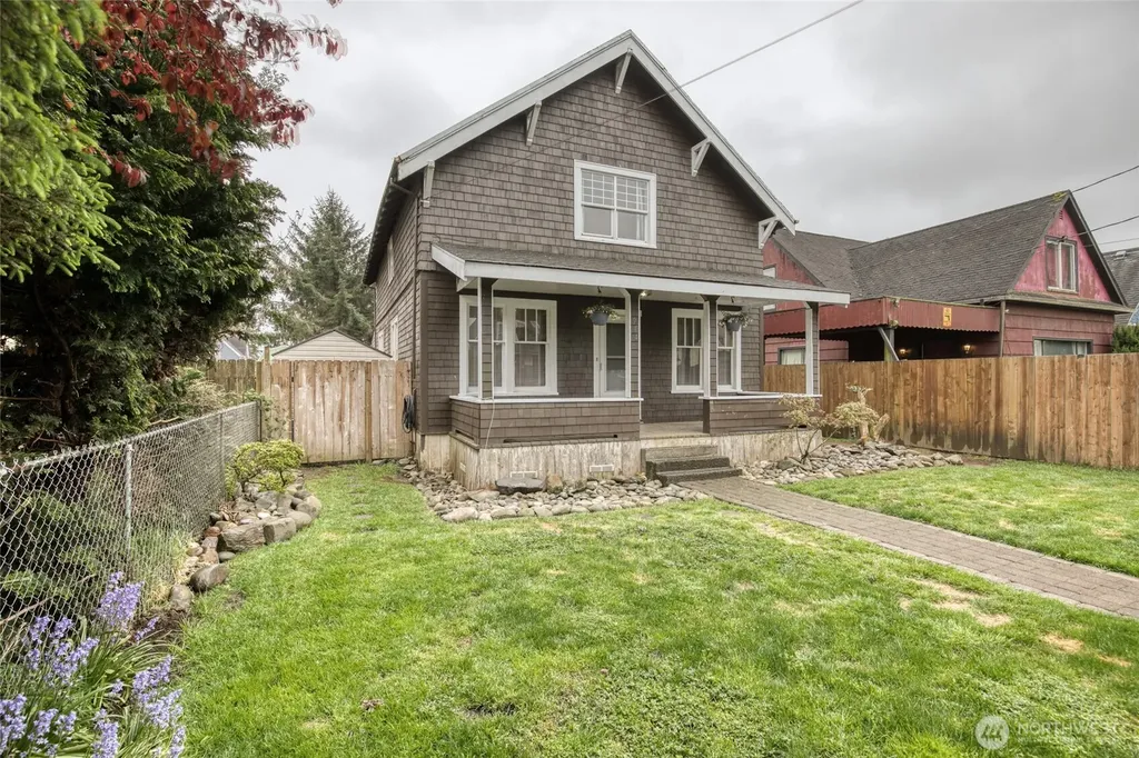 914 Wheeler Avenue Hoquiam WA 98550