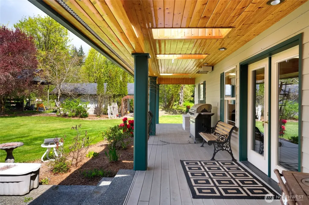 7492 Russell Road Concrete WA 98237
