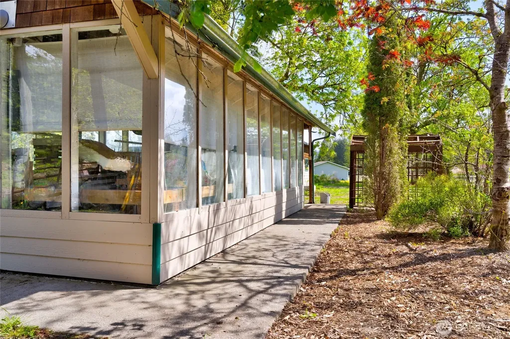 7492 Russell Road Concrete WA 98237