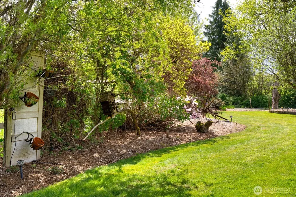 7492 Russell Road Concrete WA 98237