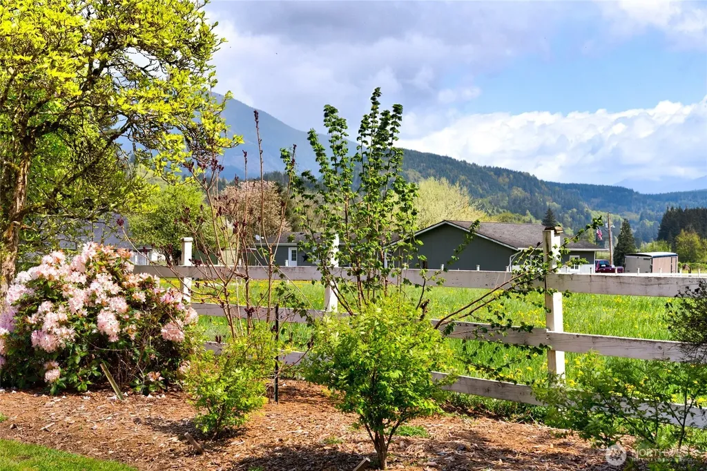 7492 Russell Road Concrete WA 98237