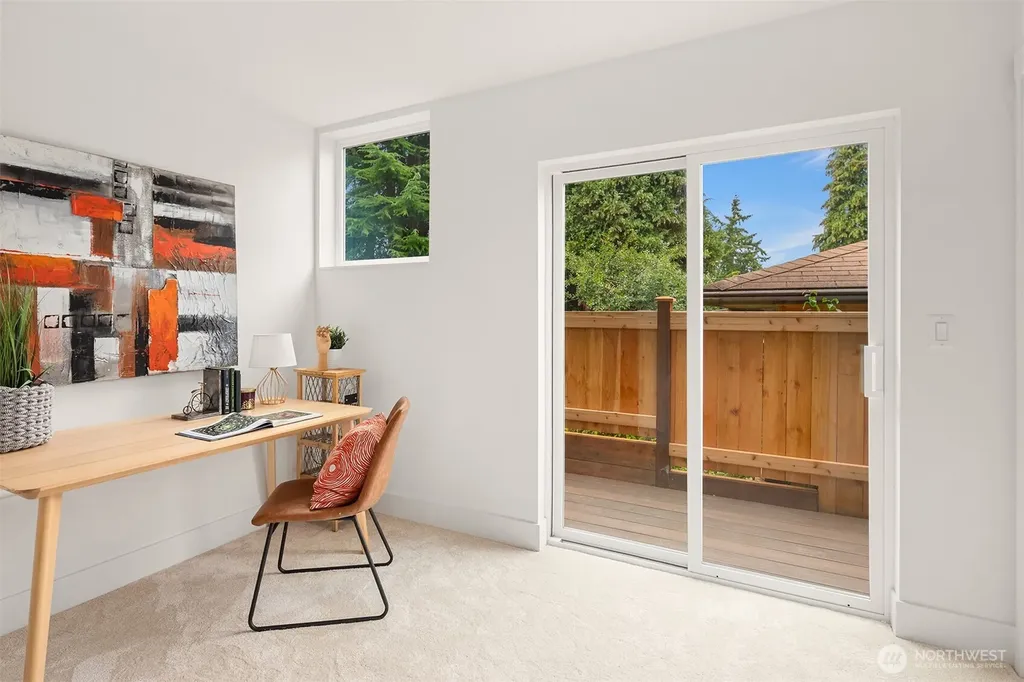 9033 8th Avenue NW Seattle WA 98117