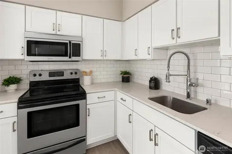 11415 Slater Avenue NE Kirkland WA 98033