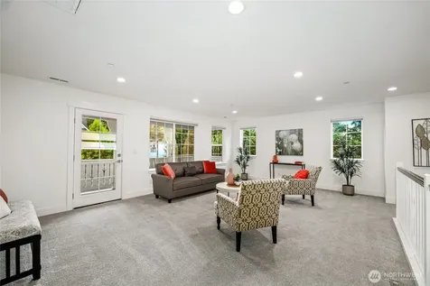 4728 165th Place NE Redmond WA 98052