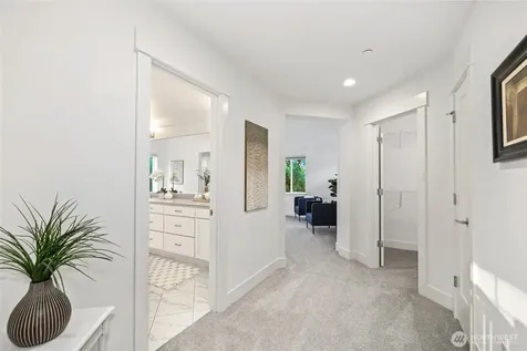 4728 165th Place NE Redmond WA 98052