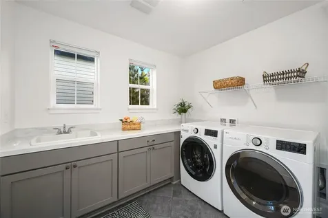 4728 165th Place NE Redmond WA 98052