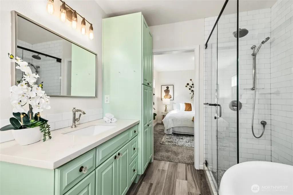 4521 S Findlay Street Seattle WA 98118