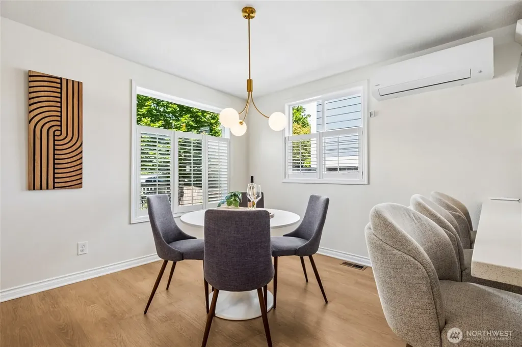 4521 S Findlay Street Seattle WA 98118