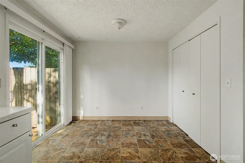911 W 29th Street Vancouver WA 98660