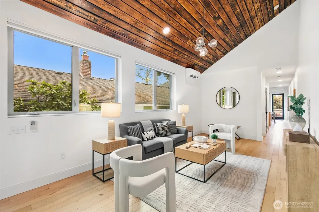 6515 Ellis Avenue S Seattle WA 98108