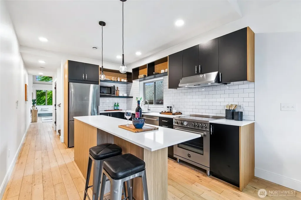 6515 Ellis Avenue S Seattle WA 98108