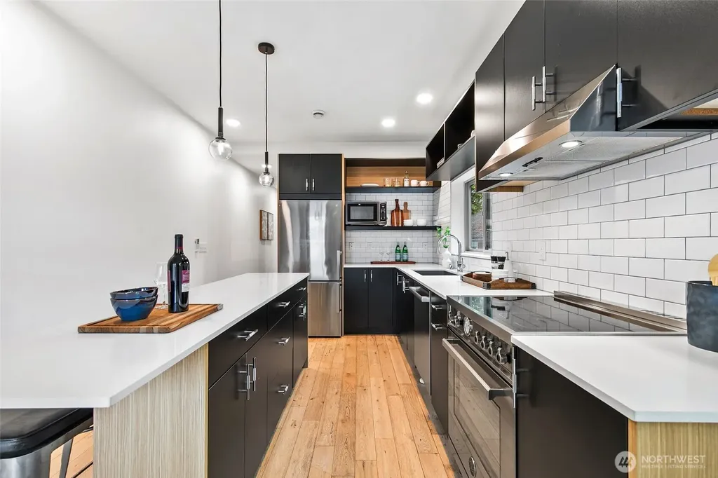 6515 Ellis Avenue S Seattle WA 98108