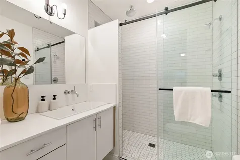 6515 Ellis Avenue S Seattle WA 98108