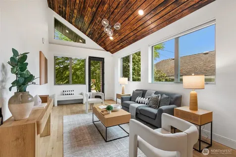6515 Ellis Avenue S Seattle WA 98108
