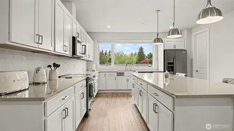 626 164th Street SW Lynnwood WA 98087