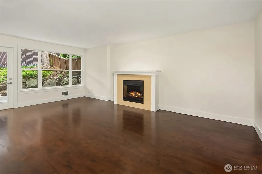 23015 Edmonds Way Edmonds WA 98020