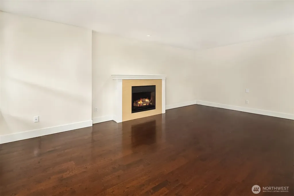 23015 Edmonds Way Edmonds WA 98020