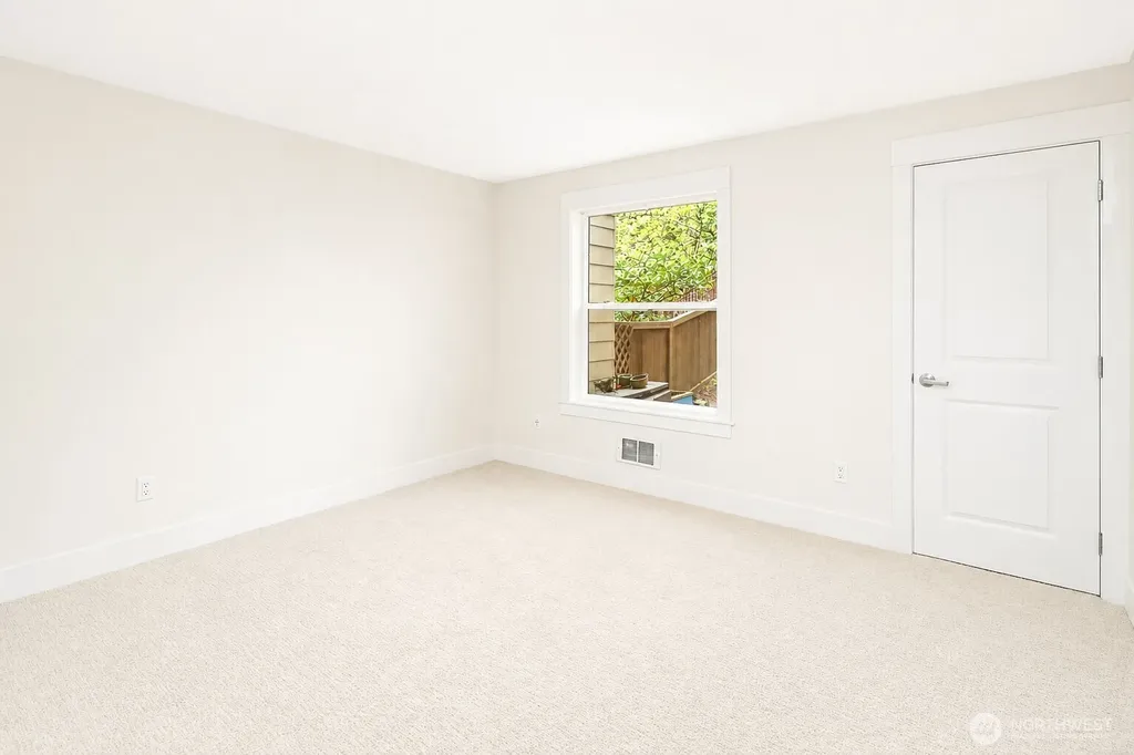 23015 Edmonds Way Edmonds WA 98020