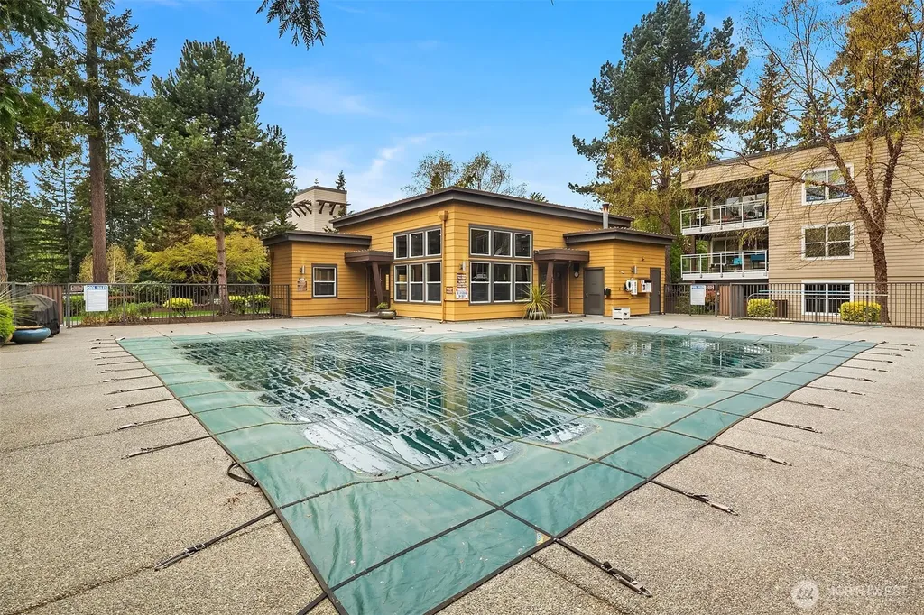 23015 Edmonds Way Edmonds WA 98020