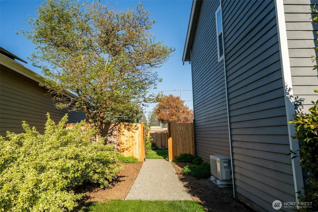 14114 129th Avenue NE Kirkland WA 98034