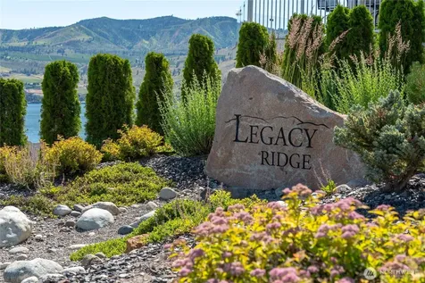 209 Apple Avenue Chelan WA 98816