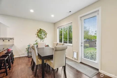 1801 76th Drive SE Lake Stevens WA 98258