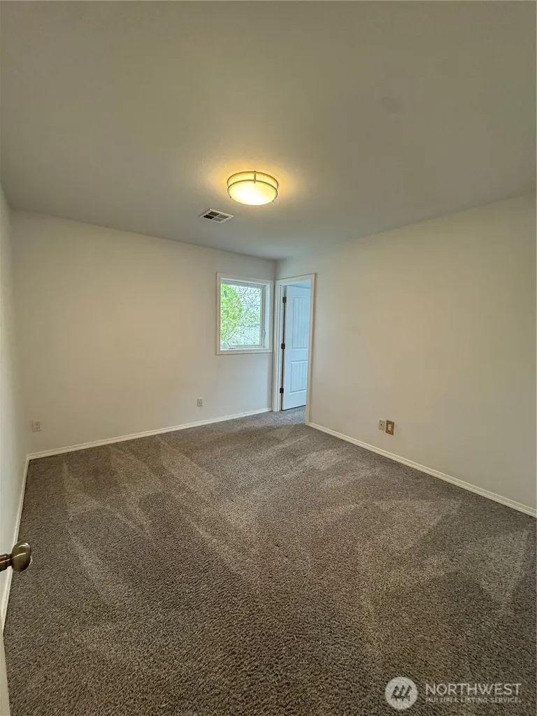 1834 S 92nd Street Tacoma WA 98444
