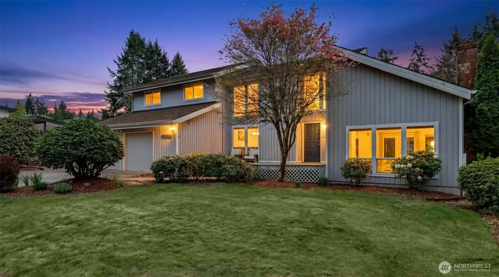 19832 156th Avenue NE Woodinville WA 98072