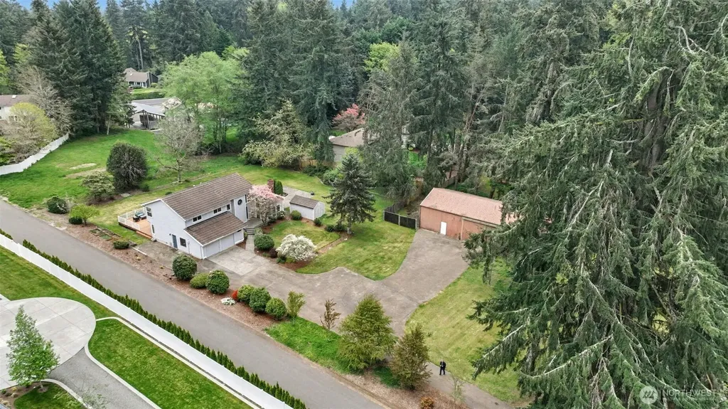 19832 156th Avenue NE Woodinville WA 98072