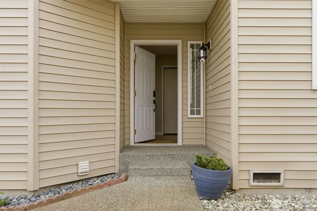 13004 58th Avenue NE Marysville WA 98271