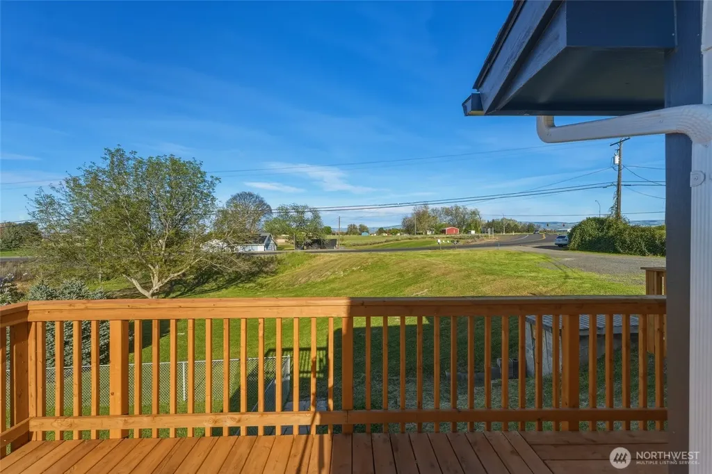 1934 S College Avenue College Place WA 99324