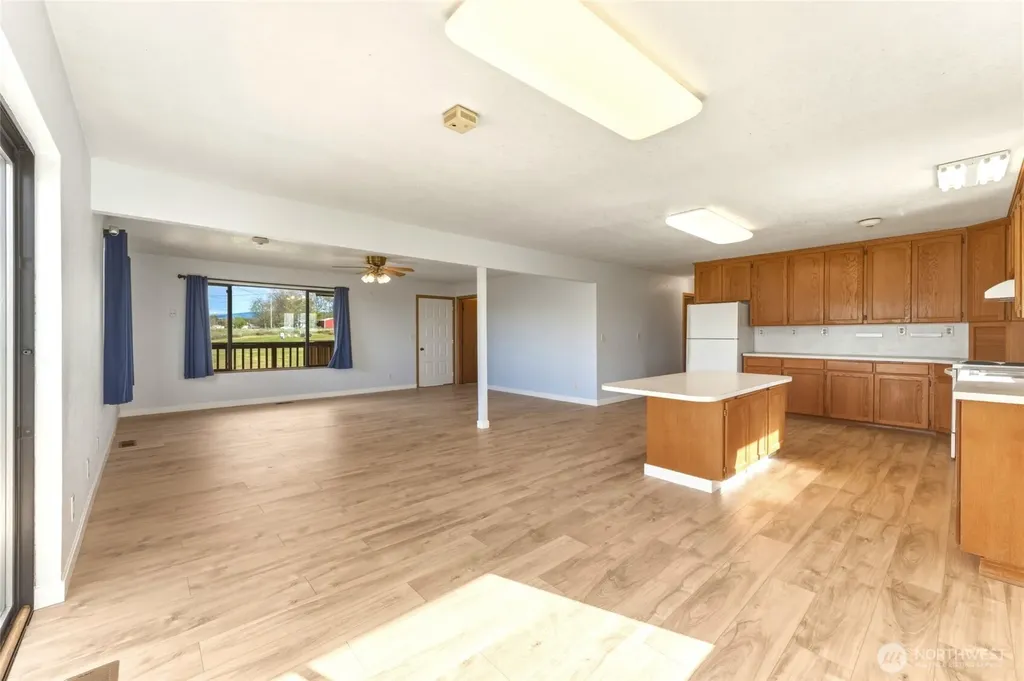 1934 S College Avenue College Place WA 99324