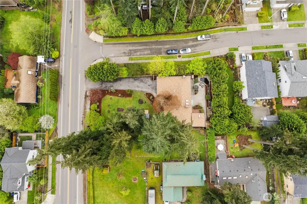 15212 Cascadian Way Lynnwood WA 98087