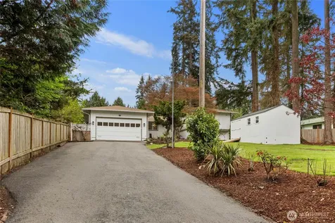 15212 Cascadian Way Lynnwood WA 98087