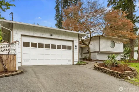 15212 Cascadian Way Lynnwood WA 98087