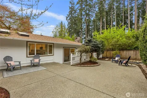 15212 Cascadian Way Lynnwood WA 98087