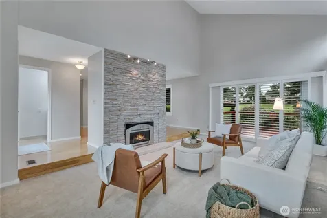 31643 37th Avenue SW Federal Way WA 98023