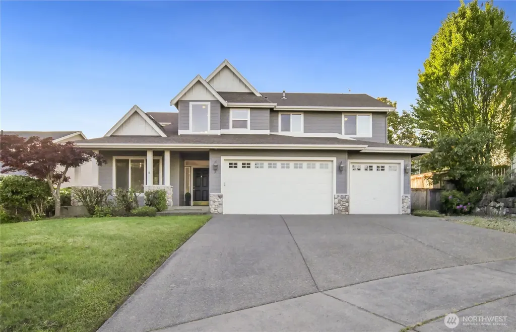 1818 Beacon Court NE Tacoma WA 98422
