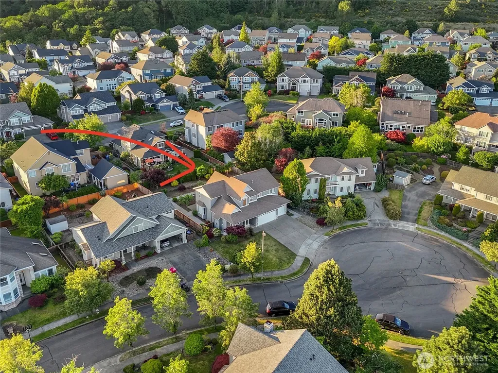 1818 Beacon Court NE Tacoma WA 98422