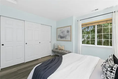 601 12th Avenue NW Issaquah WA 98027